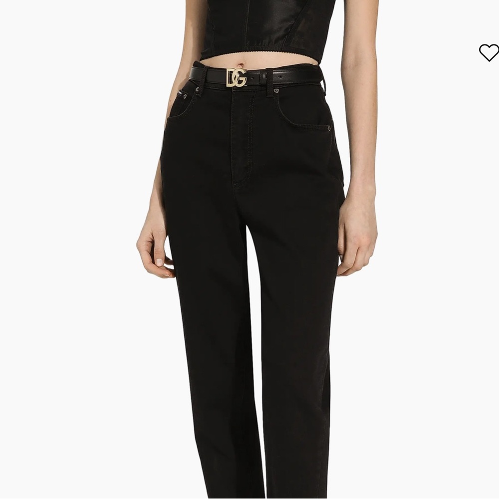 Dolce & Gabbana Black Leather Belt with Gold DG Buckle - Picture 2 of 8